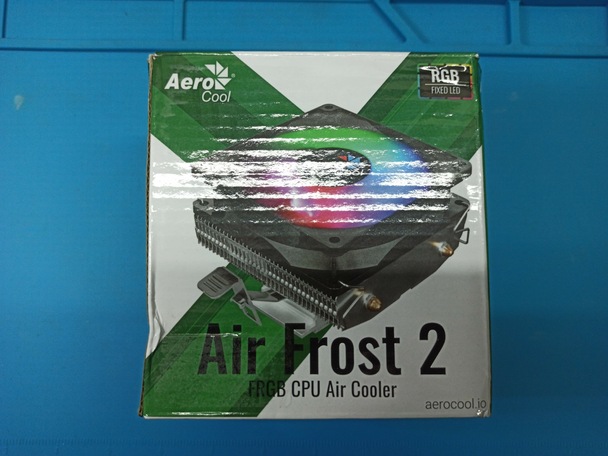 Коробка AeroCool Air Frost 2 для статьи о процессорном кулере