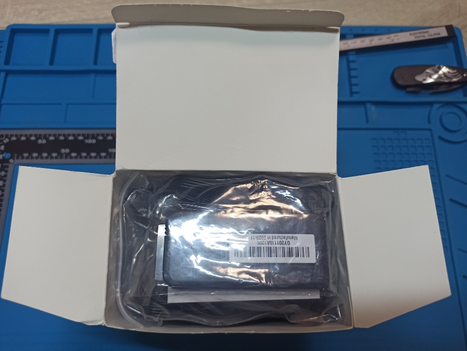 Коробка Aerocool Mirage 12 ARGB Pro — внутри