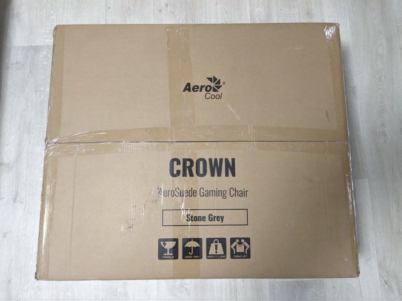 Коробка AeroCool — вид сверху, габариты и маркировка