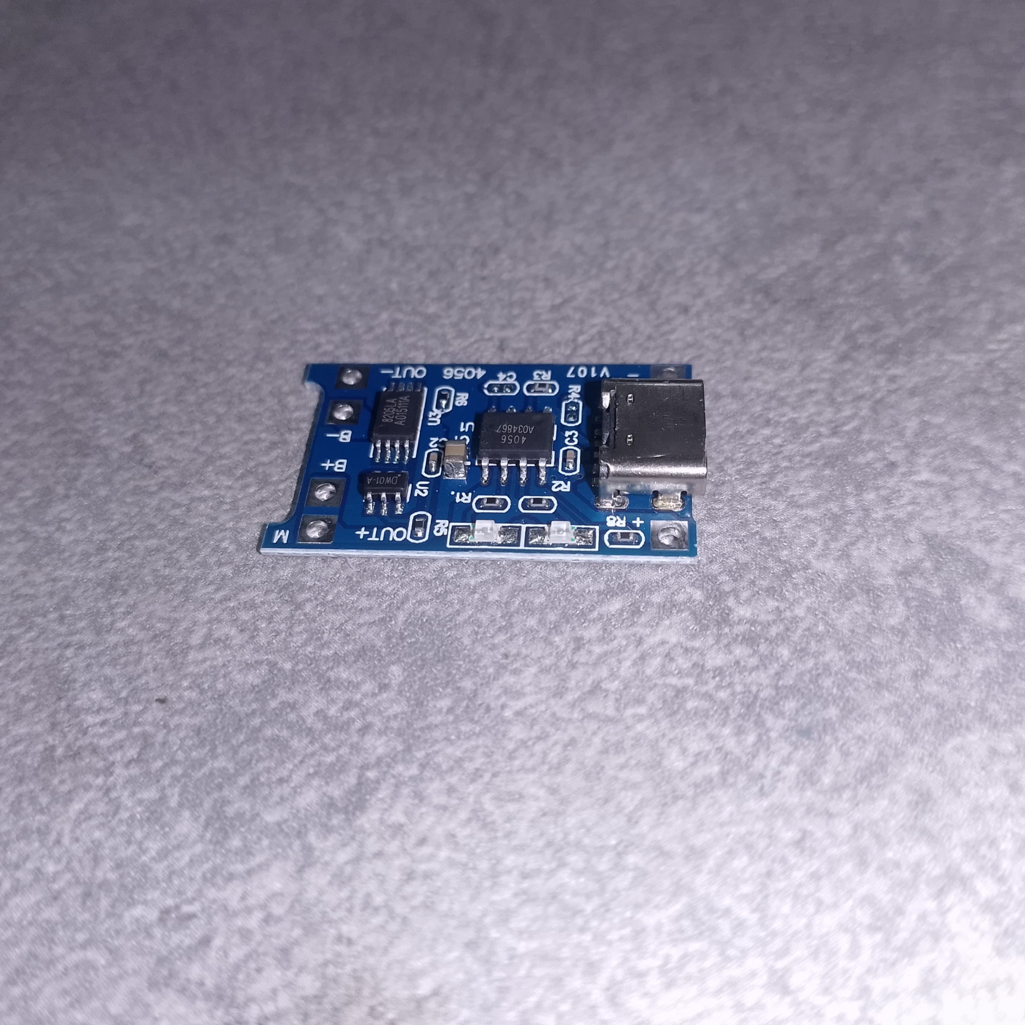Плата TP4056 с разъёмом USB-C для зарядки аккумулятора 18650
