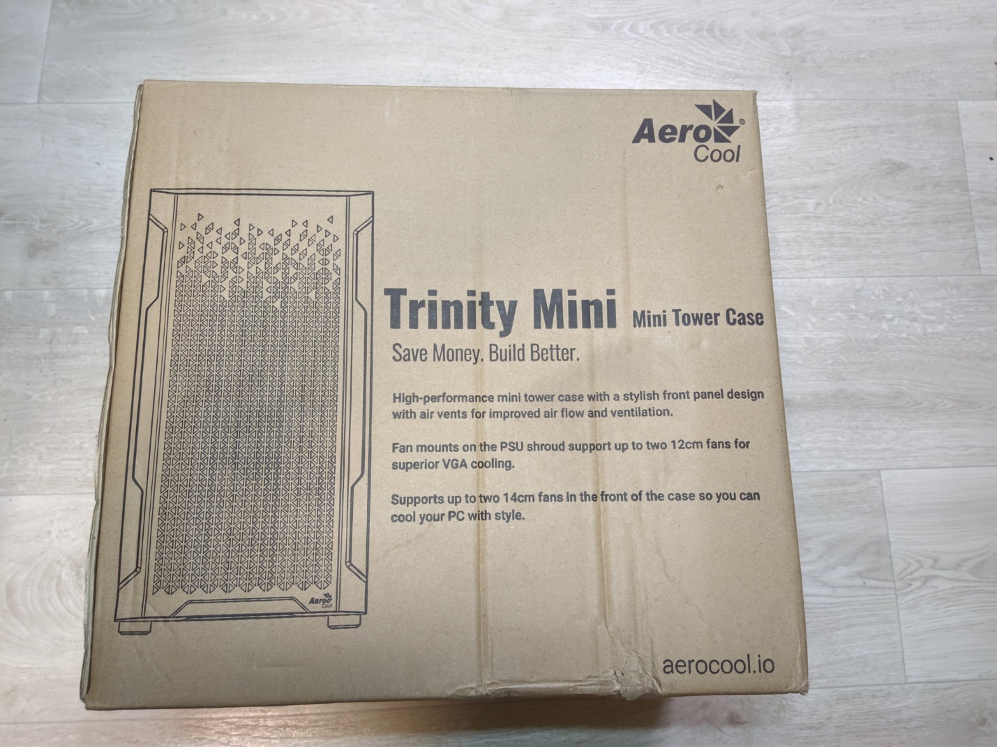 Коробка AeroCool Trinity Mini