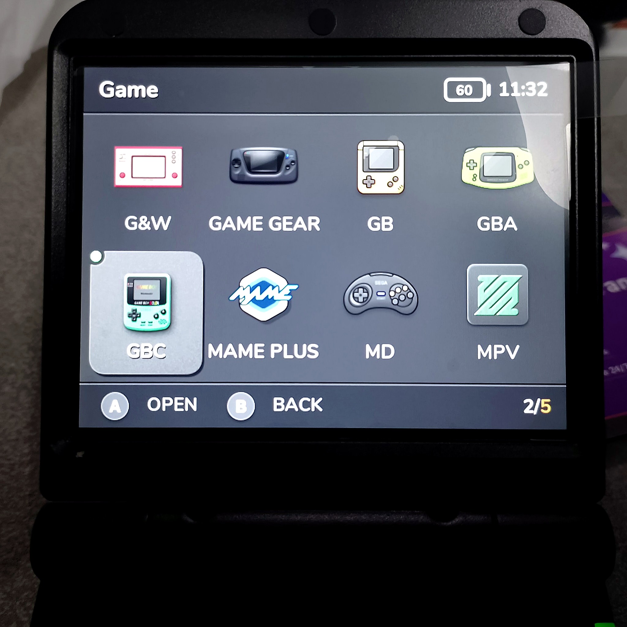 Вторая страница систем Miyoo Flip с GB GBA и GBC