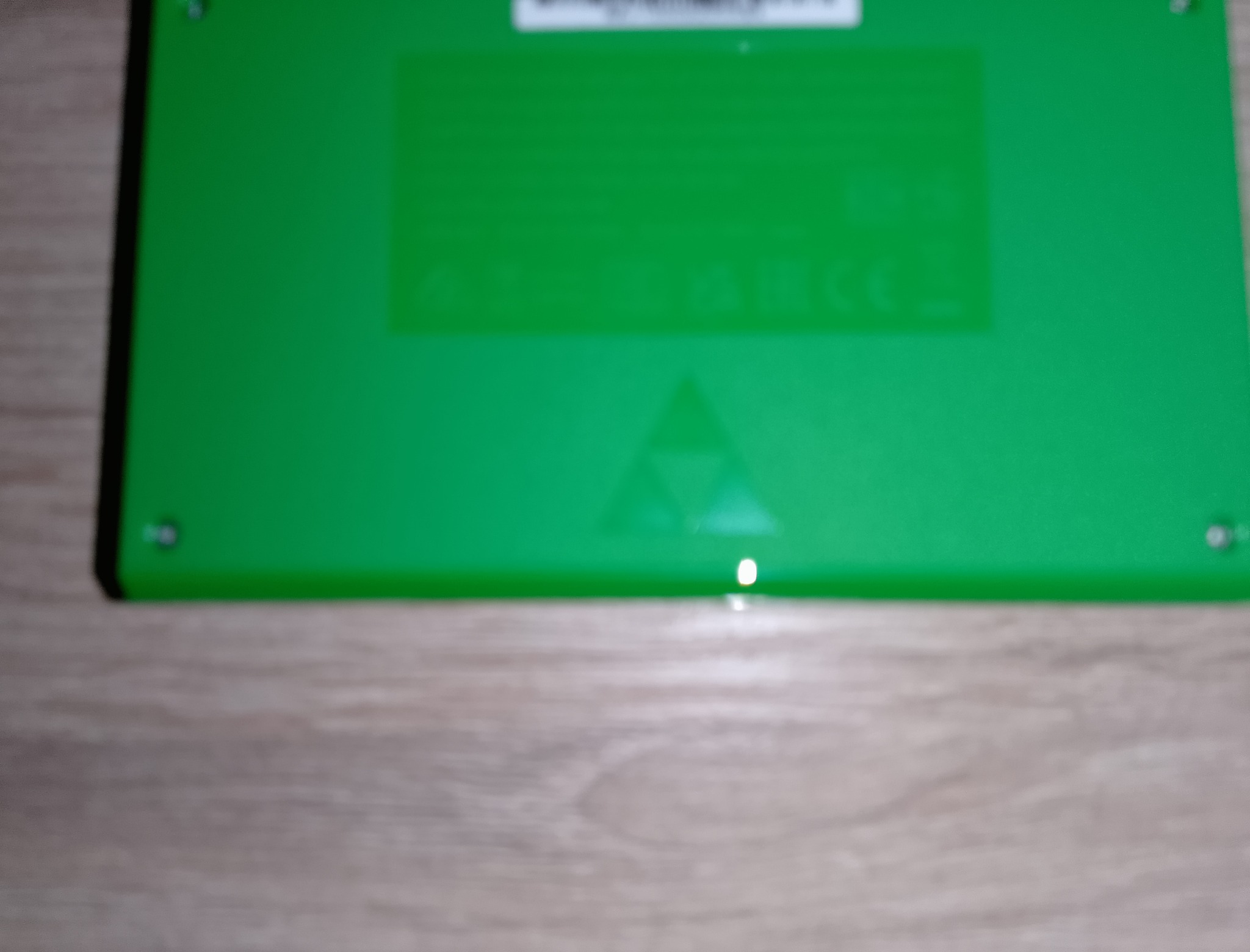 Задняя сторона Game & Watch Zelda с заводской маркировкой