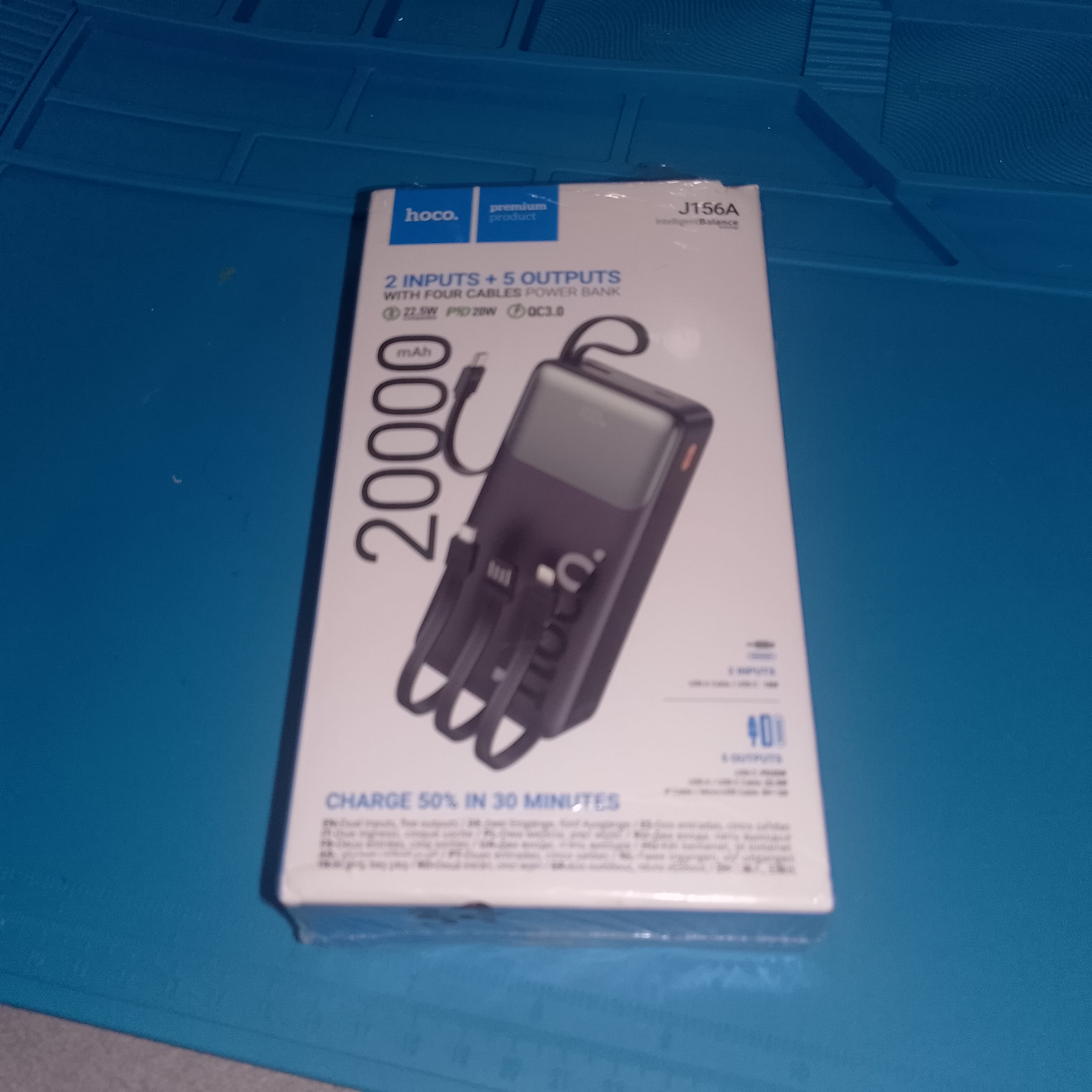 Иллюстрация к материалу: Пауэрбанк Hoco J122A 20000 mAh — обзор