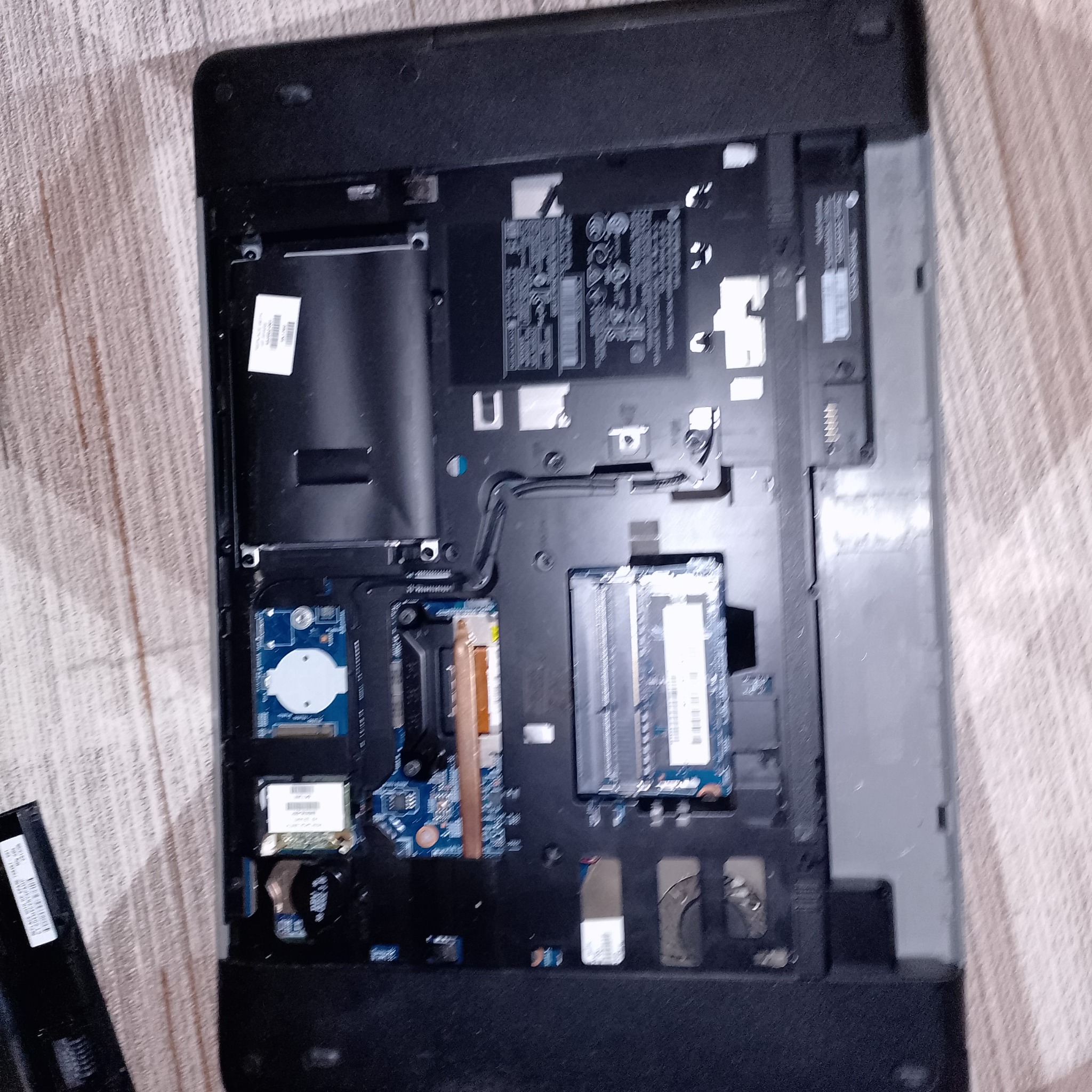 апгрейд ноутбука HP ProBook 450 G0 - отсек накопителя