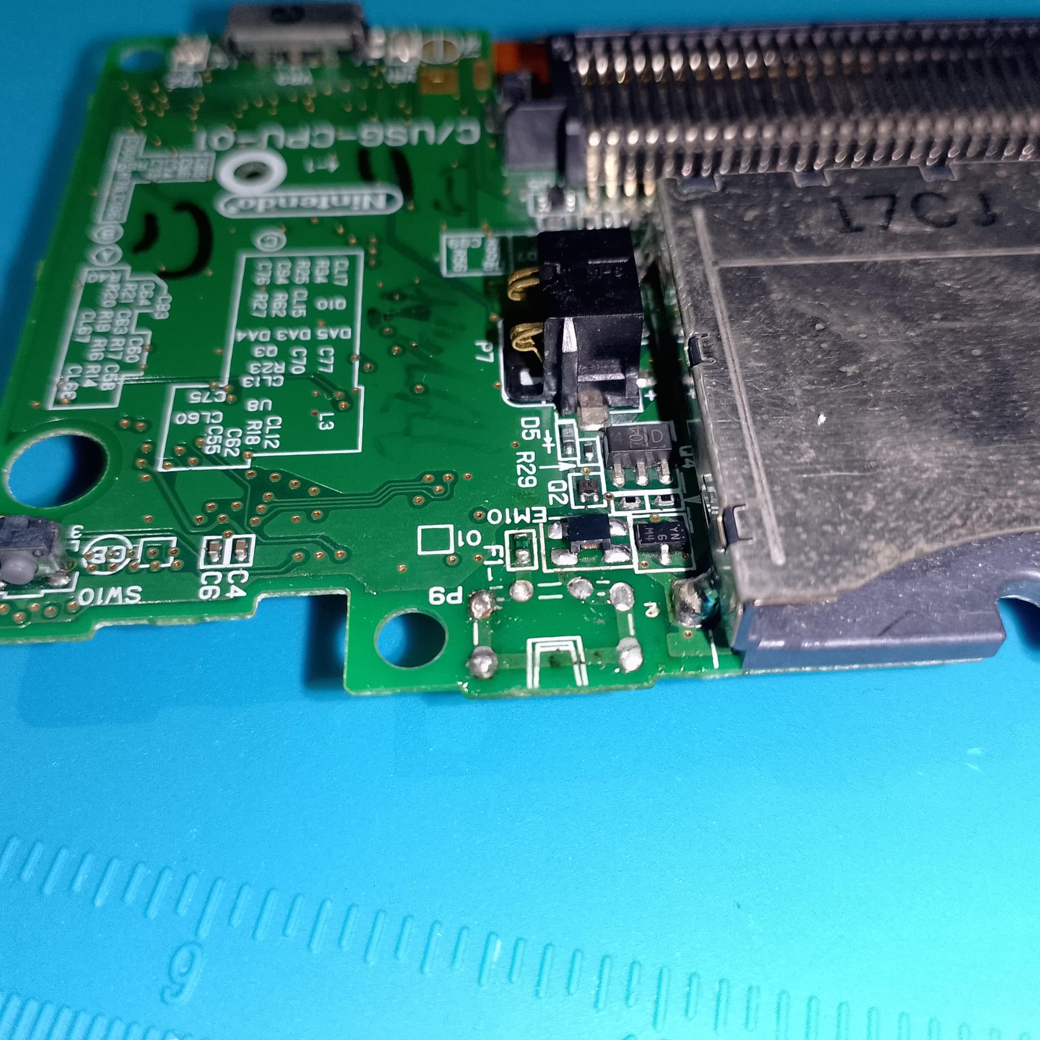 USB-C модуль установлен вместо родного питания Nintendo DS Lite