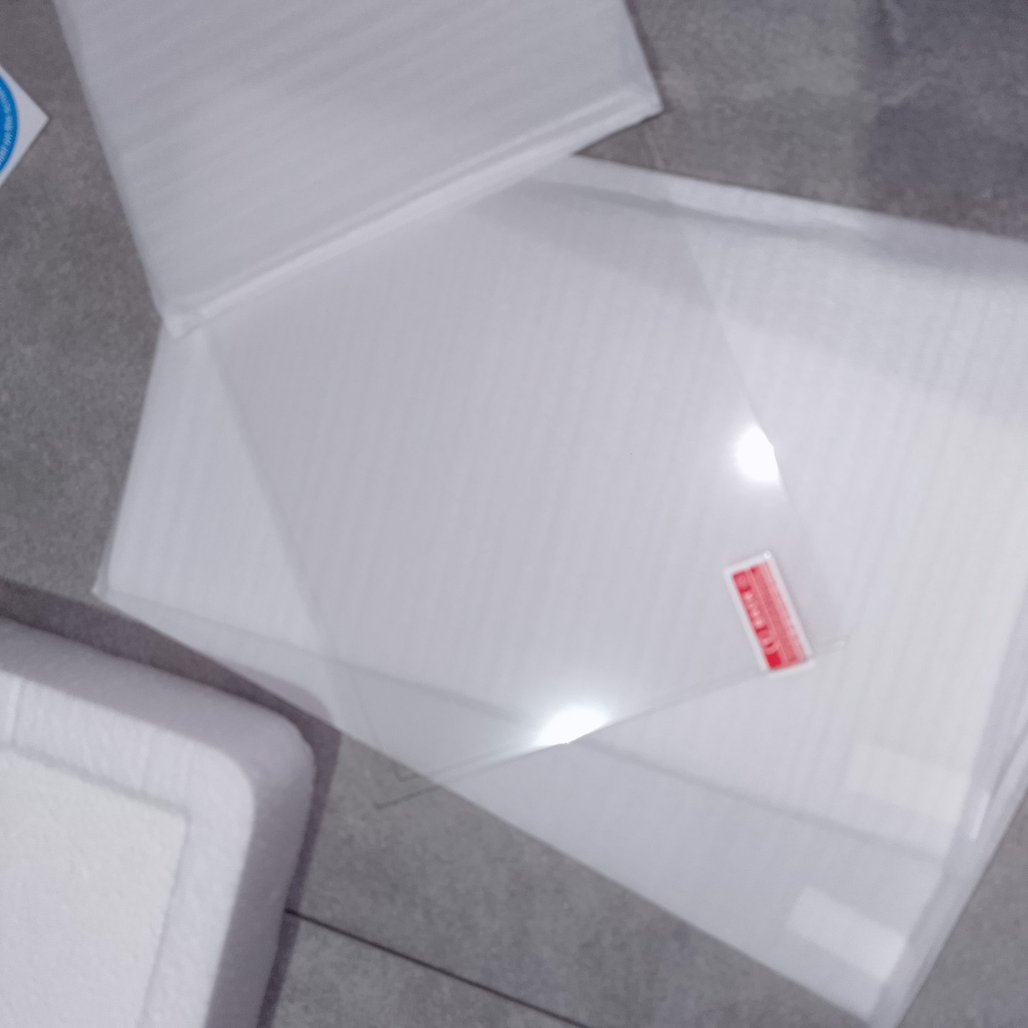 Закаленное защитное стекло для экрана Nintendo Switch 2 крупным планом