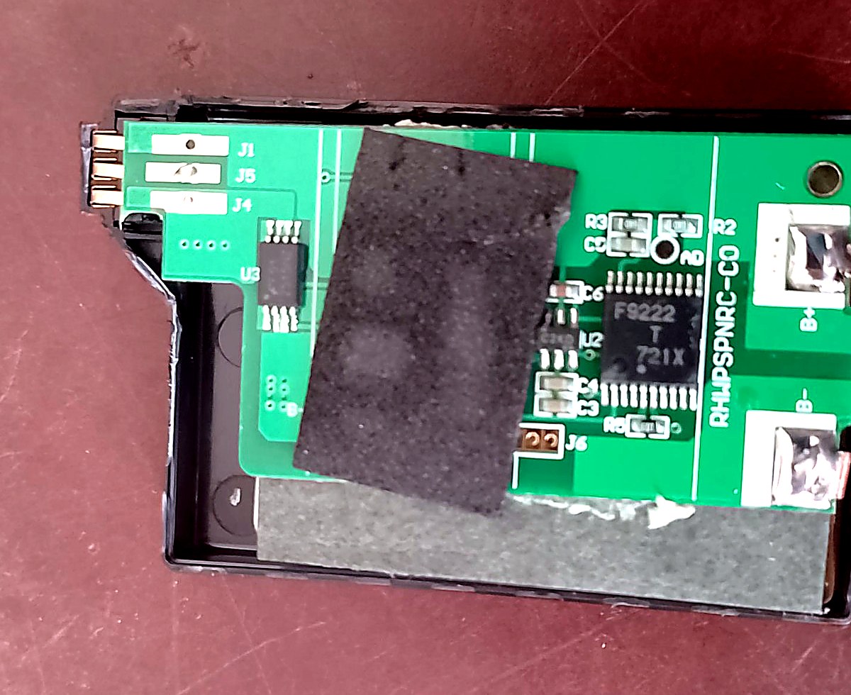 временный запуск PSP без родной батареи плата PSP-S110 зафиксирована планкой RS-232