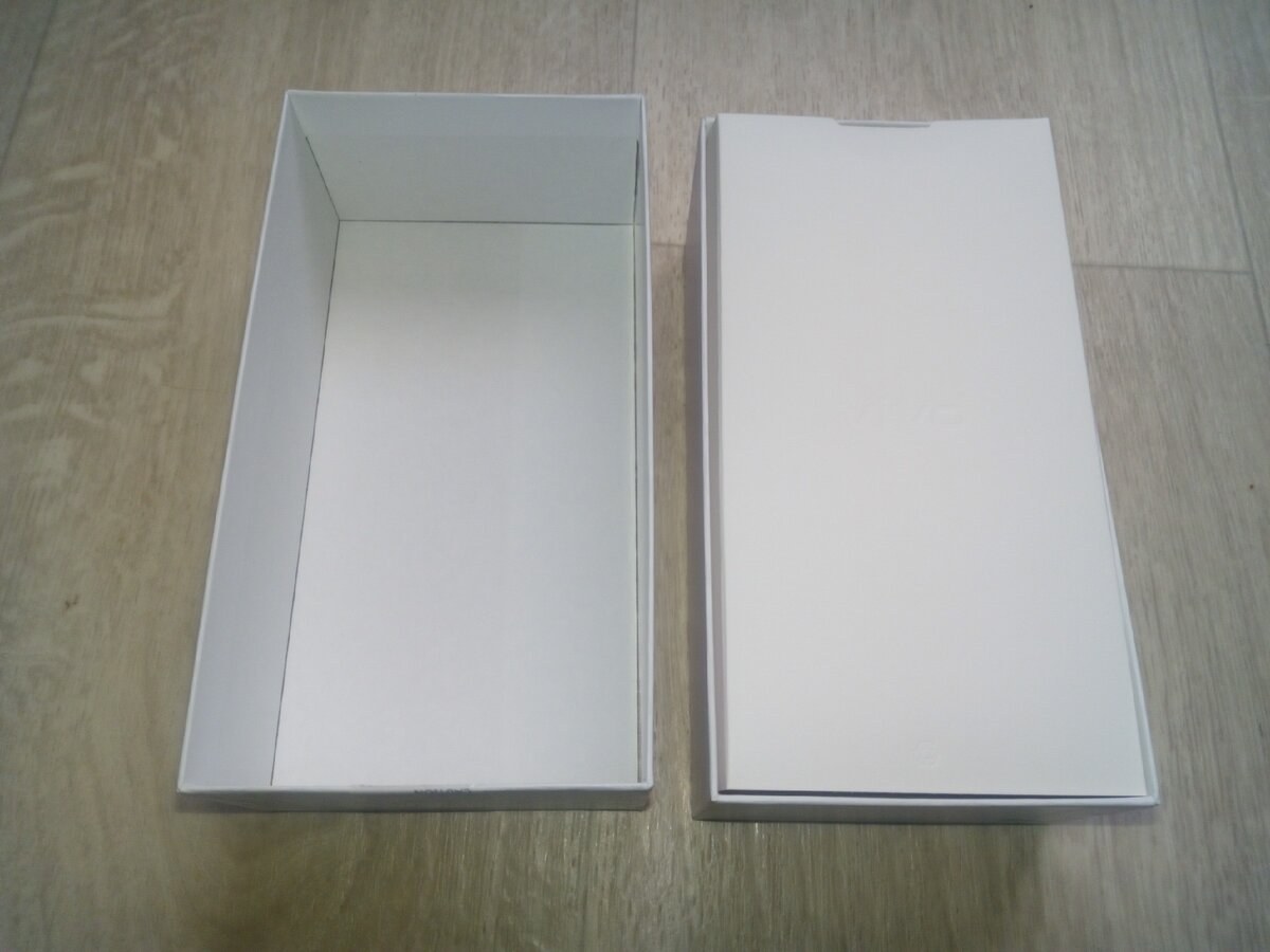 Vivo Y17 в коробке с заводской пленкой